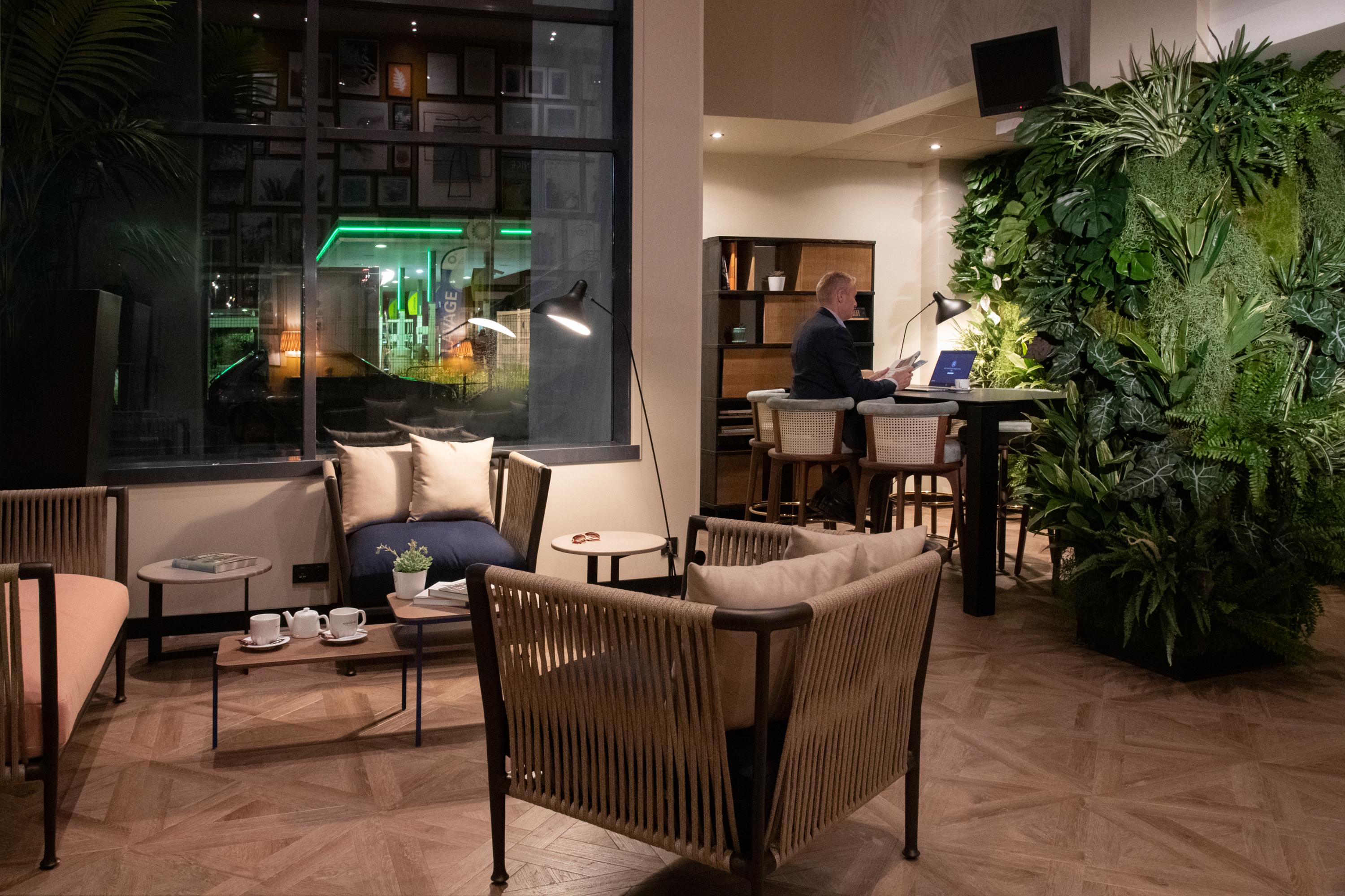 Novotel Suites Nice Airport Esterno foto