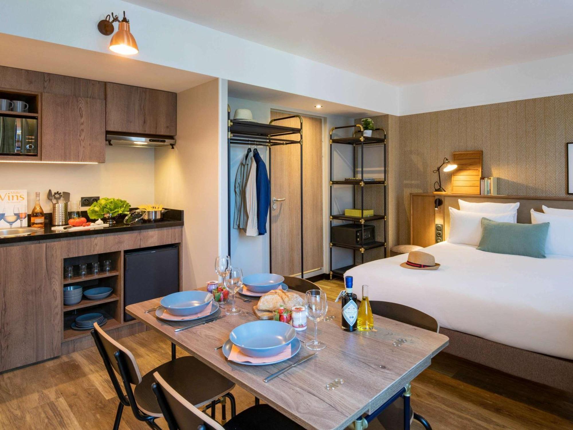 Novotel Suites Nice Airport Esterno foto